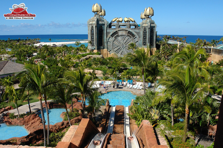 atlantis bahamas photographed reviewed