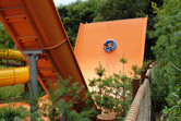 U-shaped &acute;Bomerangoo&acute; slide