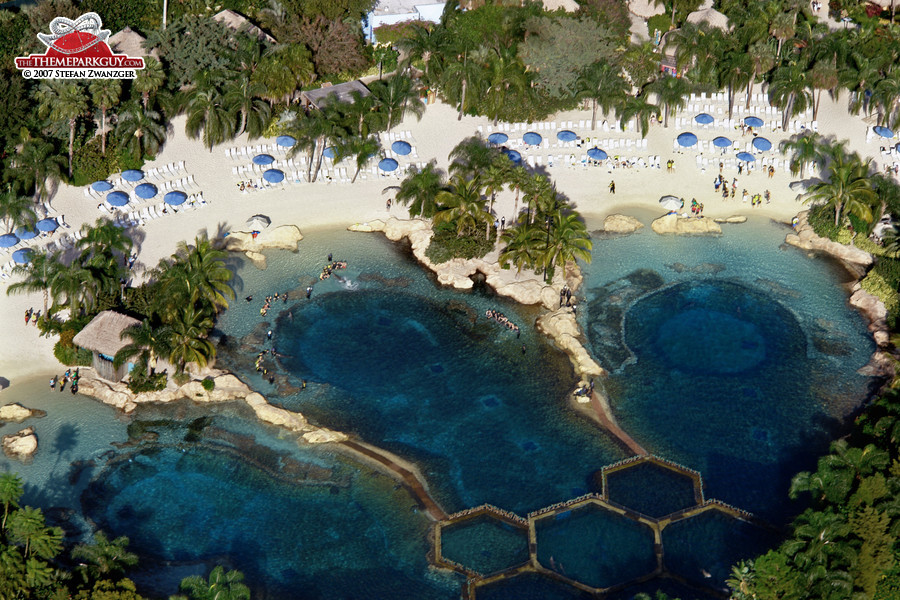 Discovery Cove Photographed Reviewed And Rated By The Theme Park Guy Discovery Cove Aerial View Dolphin Pools