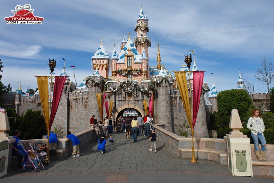 Disneyland photos by The Theme Park Guy