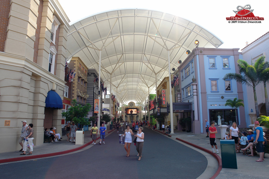 covered-main-street-big.jpg