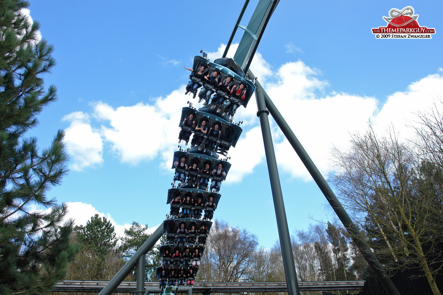 Flying roller coaster