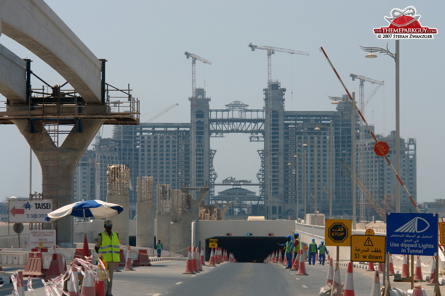 Atlantis The Palm under construction, 2007