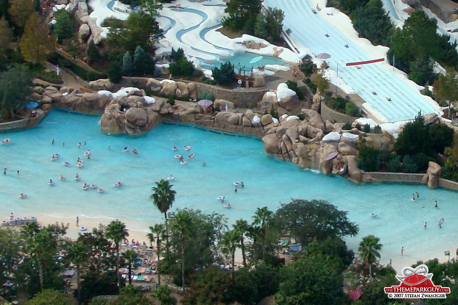 Wave pool