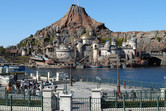 Front view of Mount Prometheus