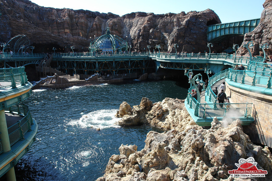 Mysterious Island seen from inside