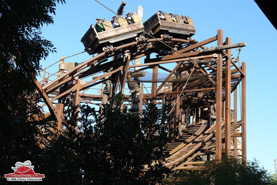 Mine coaster car close-up