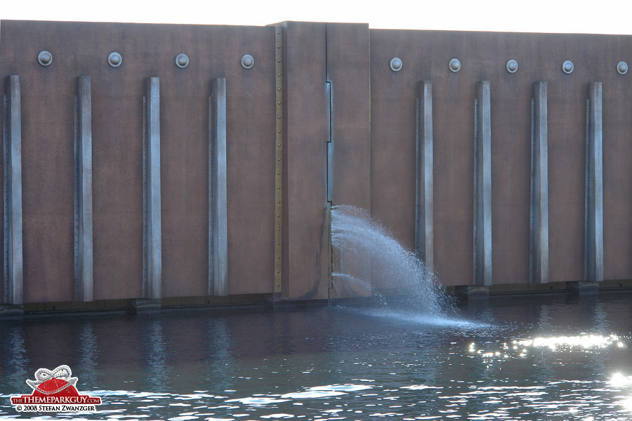 This fake floodgate leak is just another wonderful detail