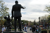 Walt Disney statue