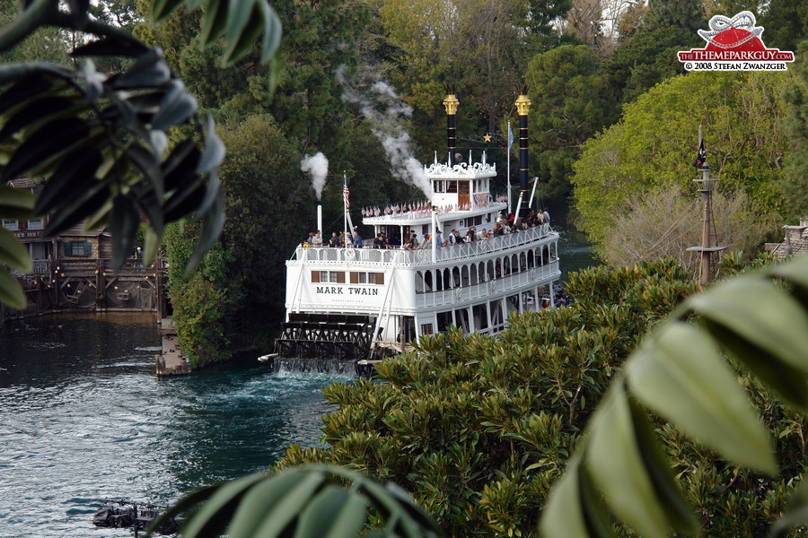 Mark Twain Riverboat attraction