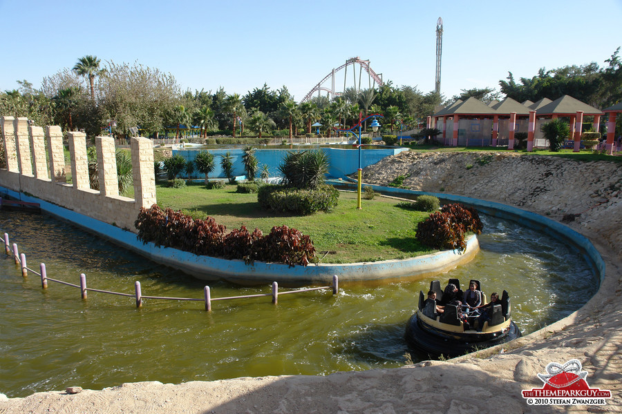 River rapids ride