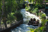 Dreamworld river rafting ride