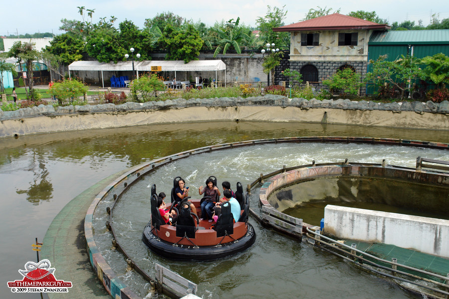 River rapids ride