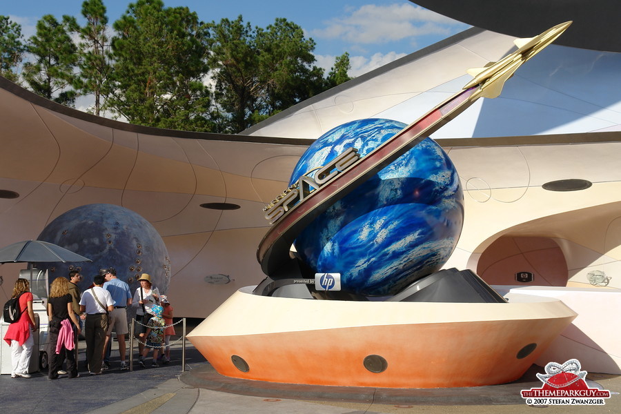 'Mission: SPACE' attraction