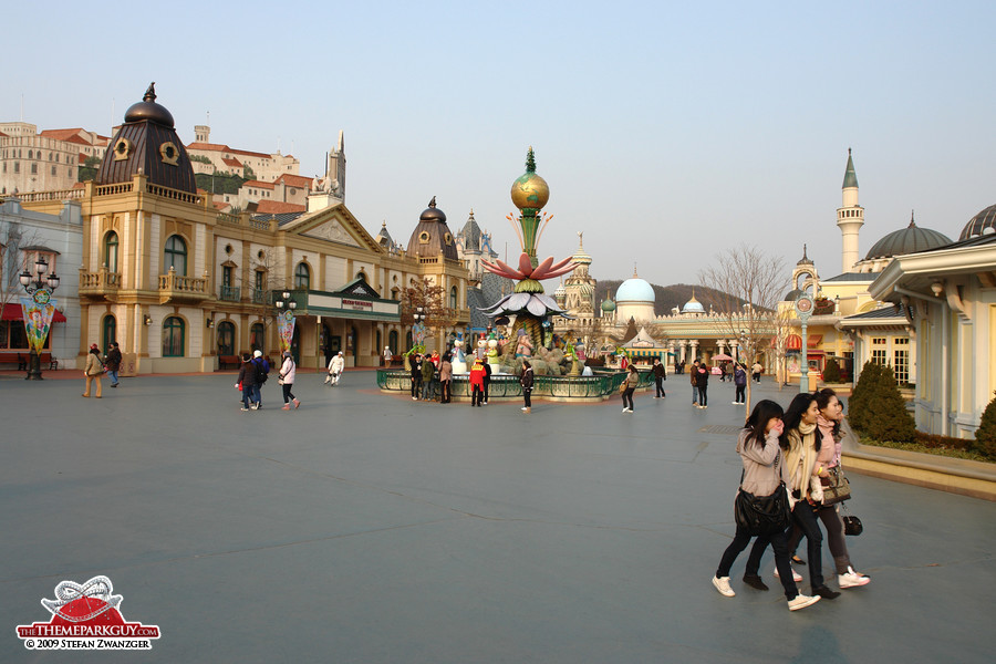 Everland entrance