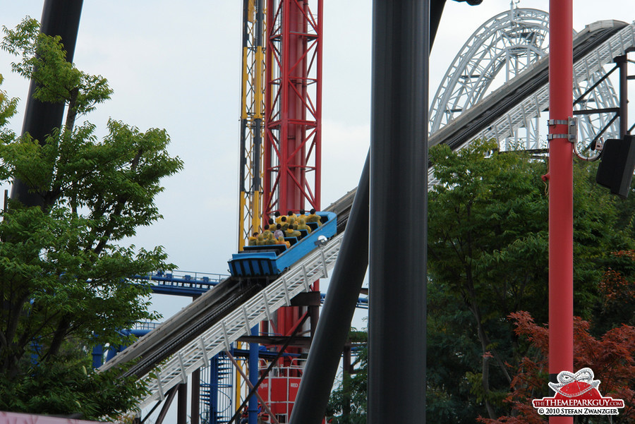 Shoot the Chutes in coaster jungle