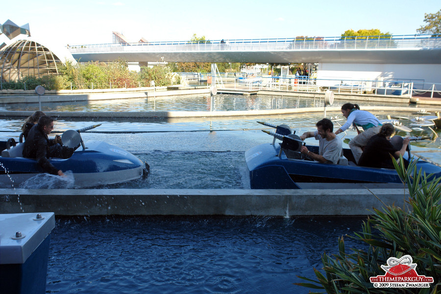 Futuroscope water battle