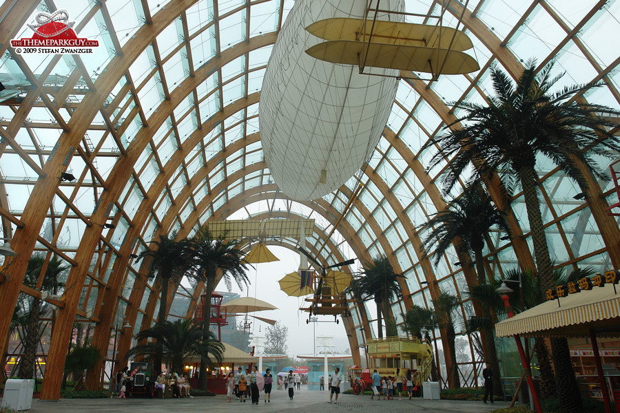 Happy Valley Chengdu entrance