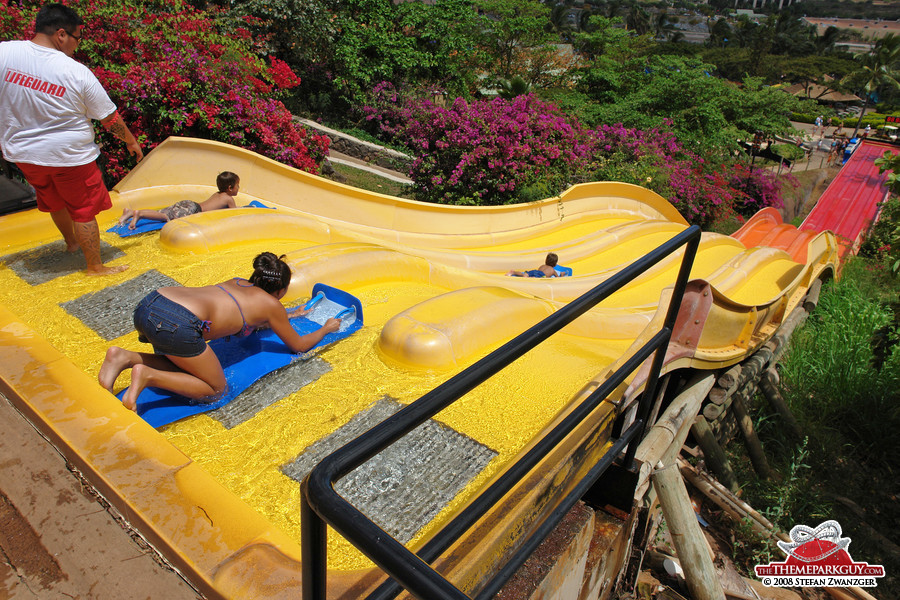 Multi-lane mat racer slide