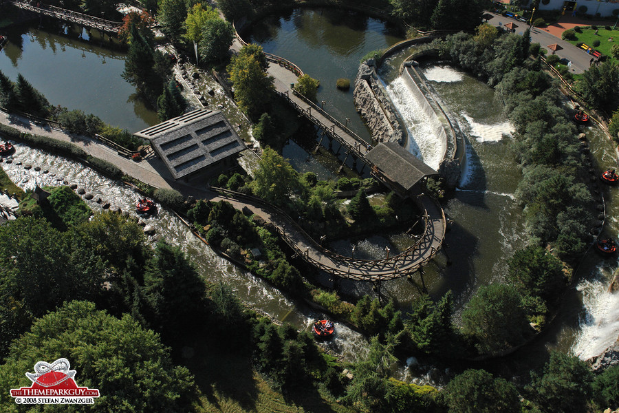 River rapids ride from above