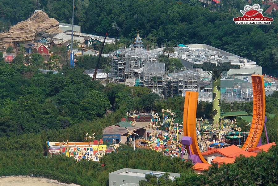 Grizzly Gulch coaster (left), Mystic Manor dark ride (middle), Toy Story Land (right)