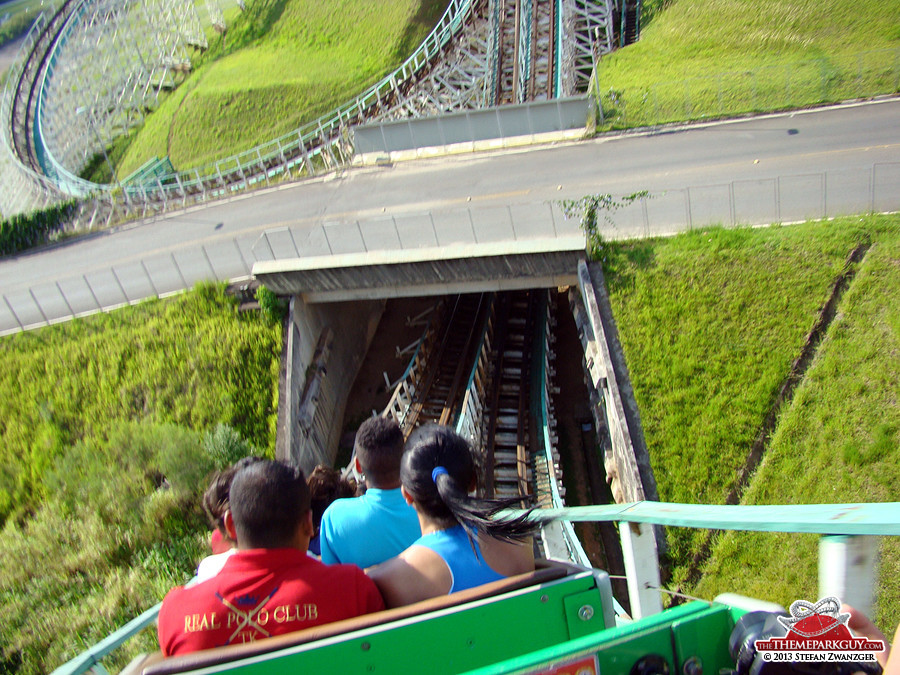 Hopi Hari photos by The Theme Park Guy