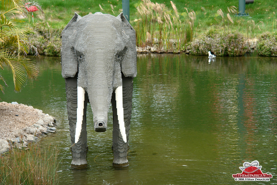 Lego elephant