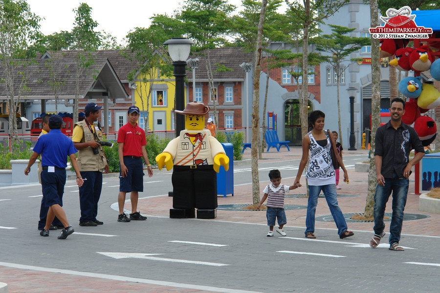 Meet and Greet the Lego Man!