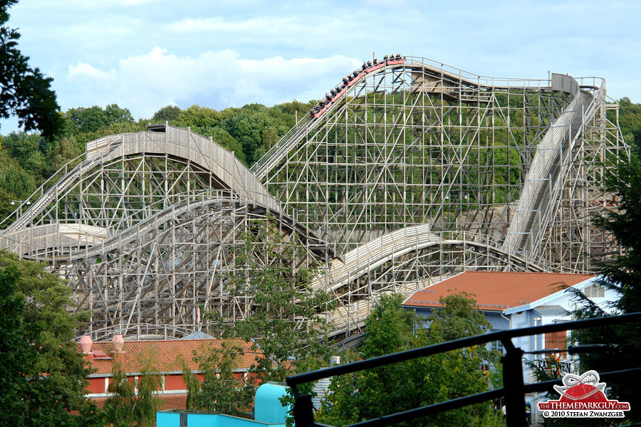 This wooden coaster is absolutely brilliant!