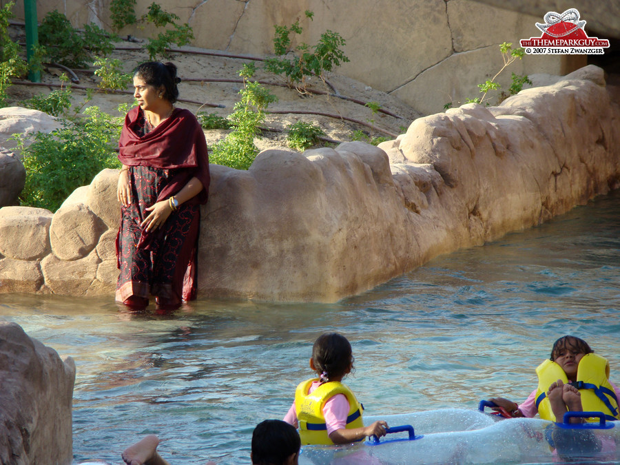 Lost Paradise guests in the water