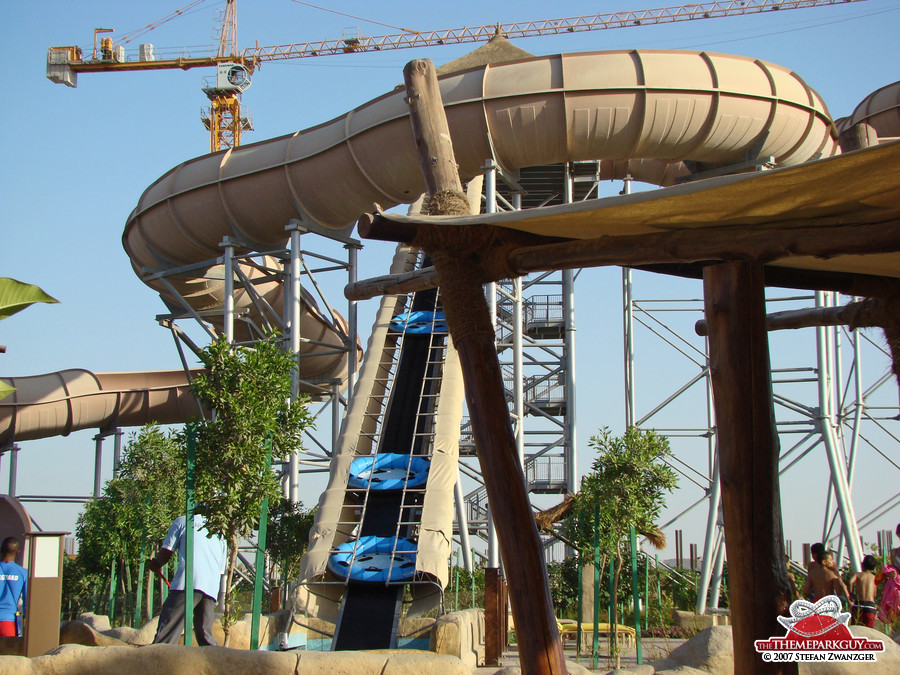 Family rafts on conveyor belt