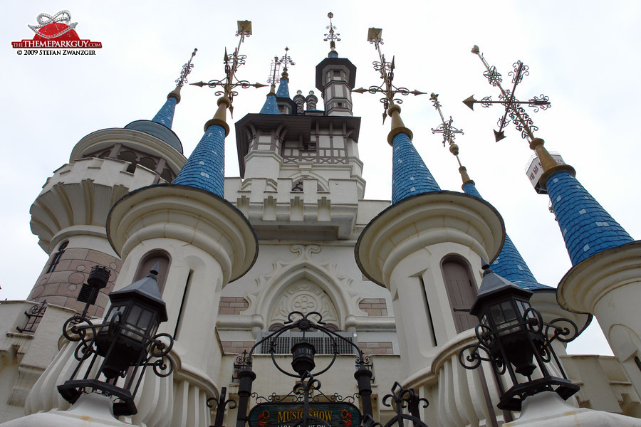 Lotte World's castle looks very Disney-inspired