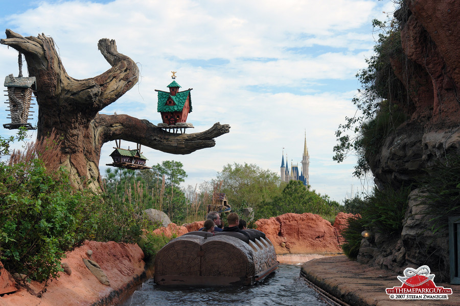 Splash Mountain atmosphere