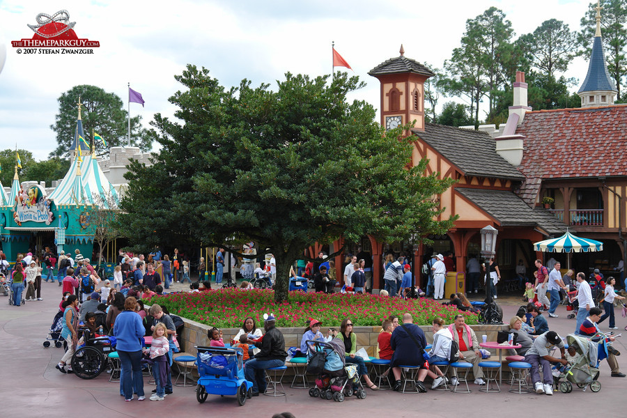 Fantasyland crowds