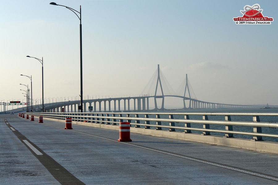 Via the new Incheon bridge...