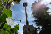Mexican-themed drop tower