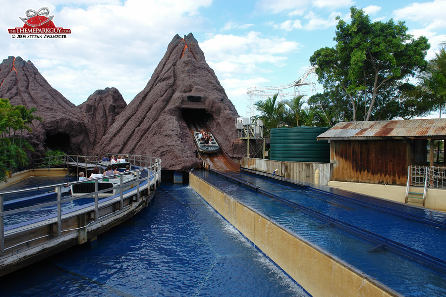 Bermuda Triangle flume ride