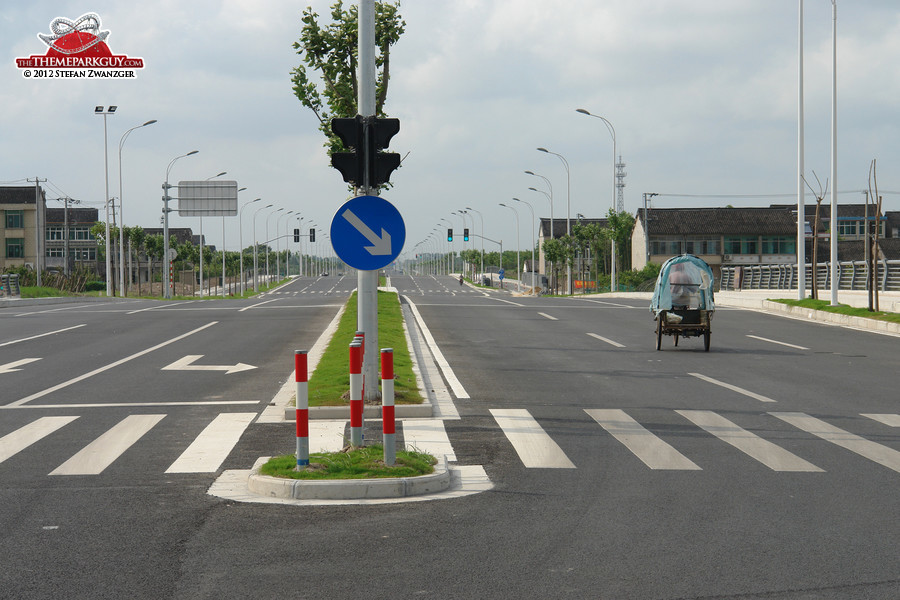 Shanghai Disneyland access roads, June 2012