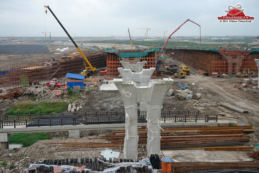 One of the main Shanghai Disney access roads under construction