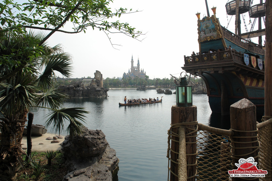 Nice angle, but Shanghai Disneyland is much less scenic than it appears here