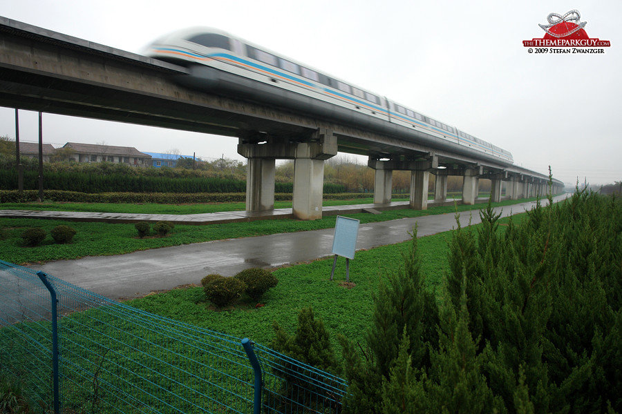 The high-speed Maglev train passes through Chuansha
