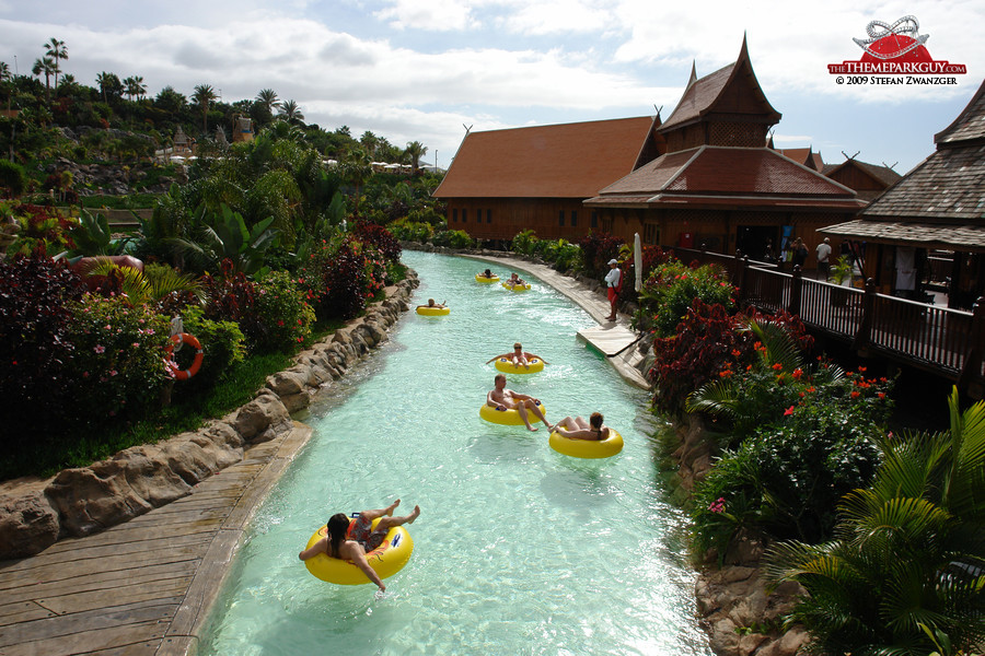 Thai-themed lazy river