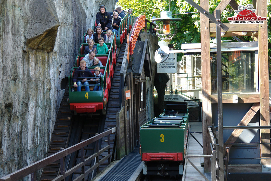 Stone Age coaster in action