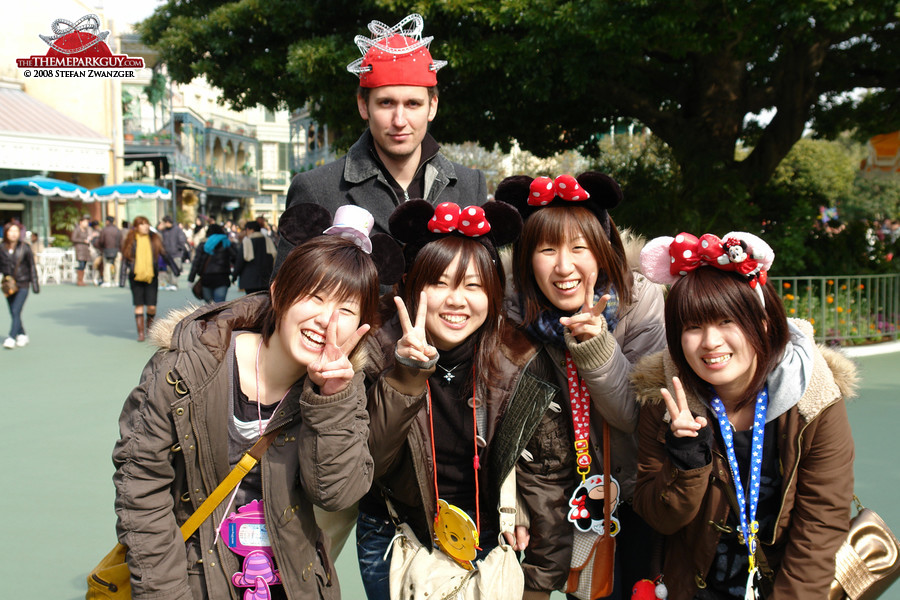 Theme Park Guy in Japan. Man, that looks weird!