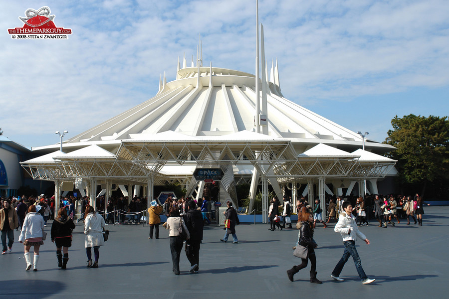 Space Mountain building
