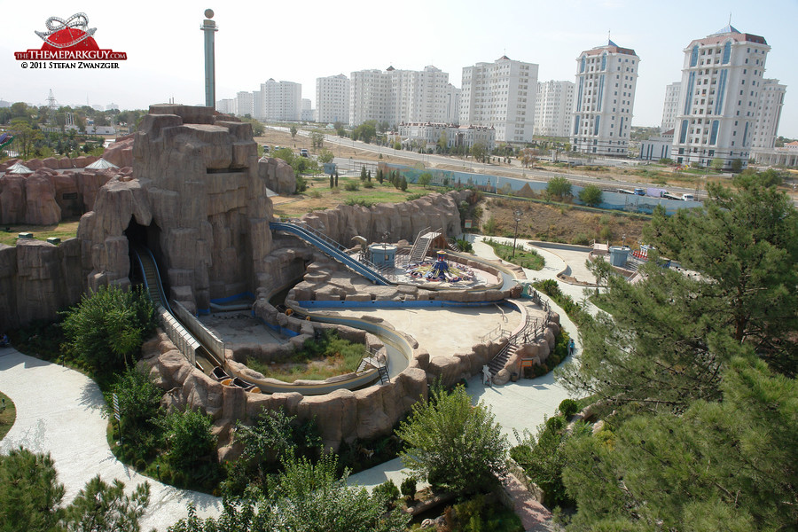 Mountain log flume (was closed at the time of my visit)