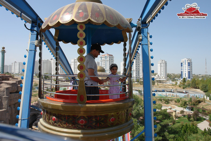 'Daddy, Daddy, they have colors in the amusement park!!'