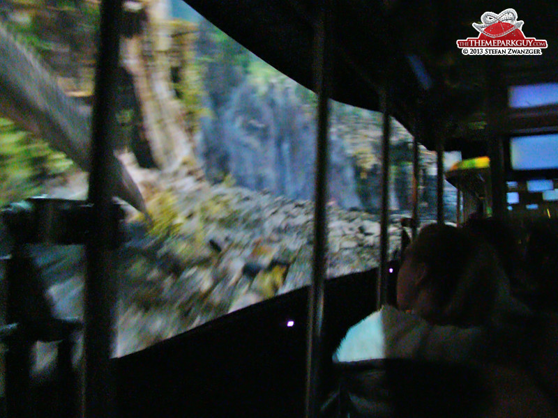 Inside King Kong: 3-D projections on both sides of the tram