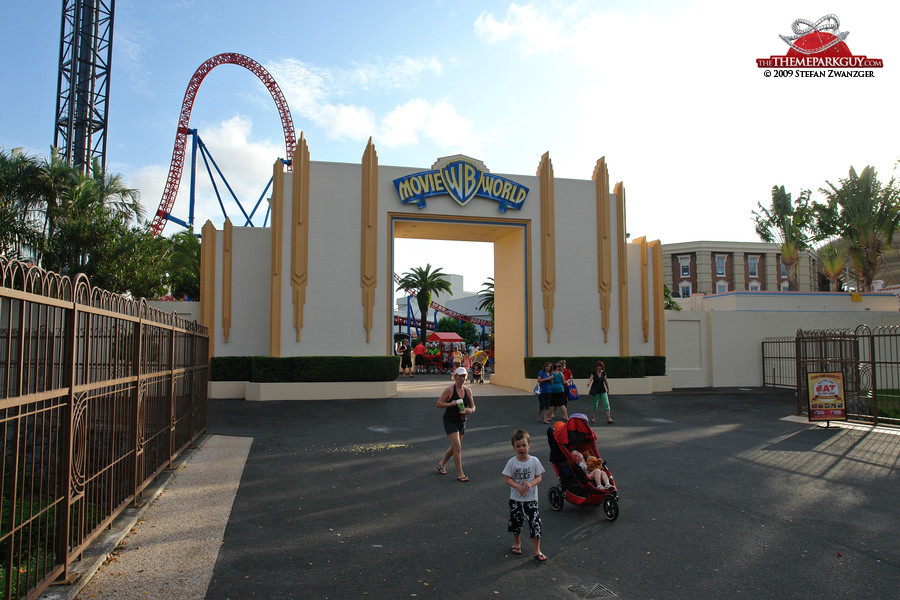 Warner Brothers Movie World entrance