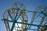 Spinning coaster